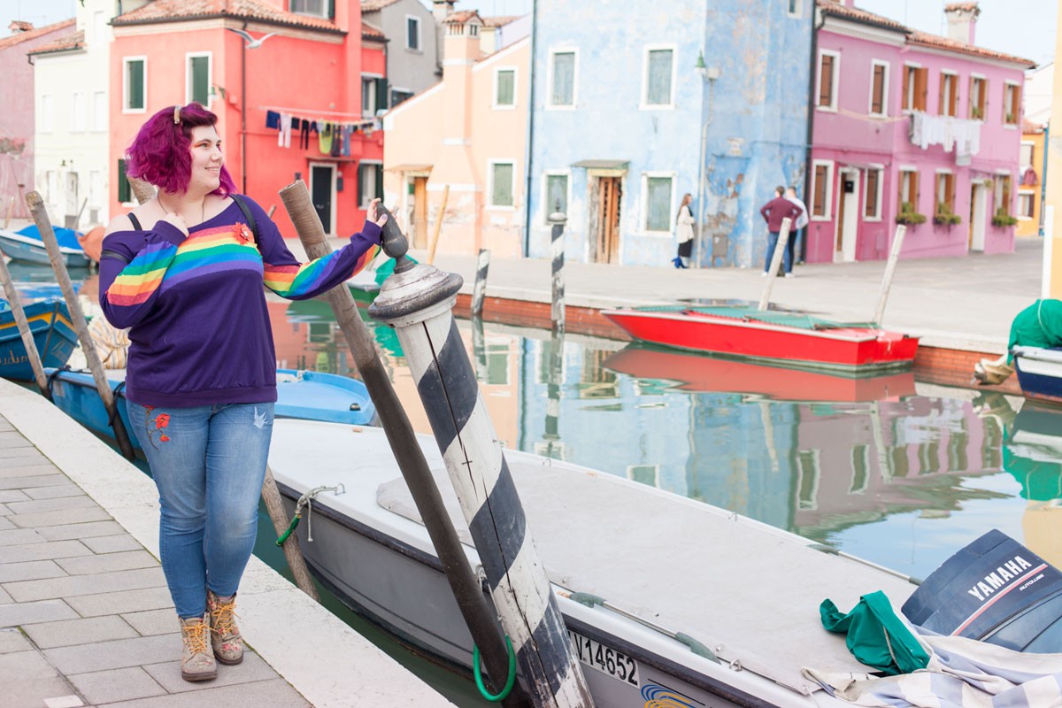 Venise, burano, ile, arc en ciel, voyage, Italie, couleur, tenue, look blog, mode, grande taille cuvry, ninaah bulles, explorer, bonheur