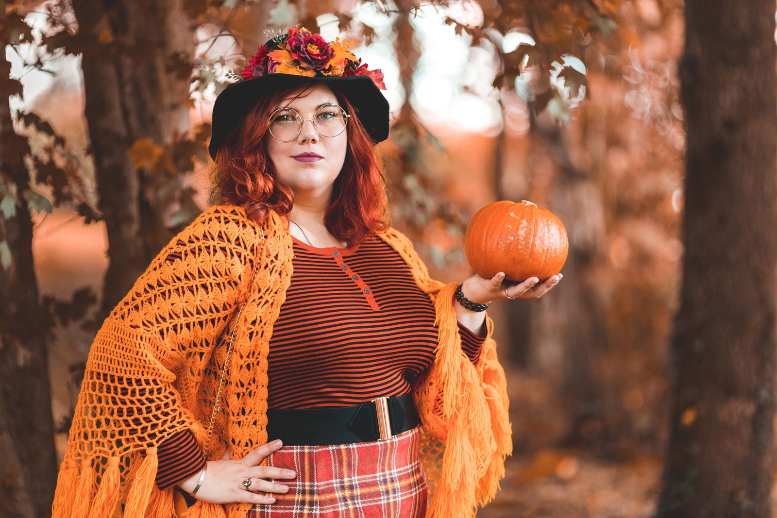 ninaah bulles, citrouilles, citrouille, halloween, sorciere, grande taille, shein, c&a, look, ginger hair, witch, shein plussize